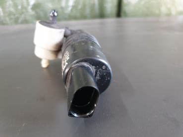 Original VW Audi Pumpe Scheibenwaschanlage vorn Wischwasserpumpe 1K6955651