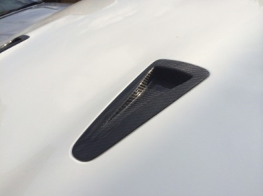 Hybrid-Carbon-Motorhauben-Lufteinlässe