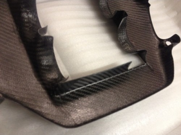 OEM Voll-Carbon Motorabdeckung